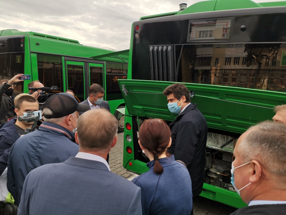 МАЗ-203